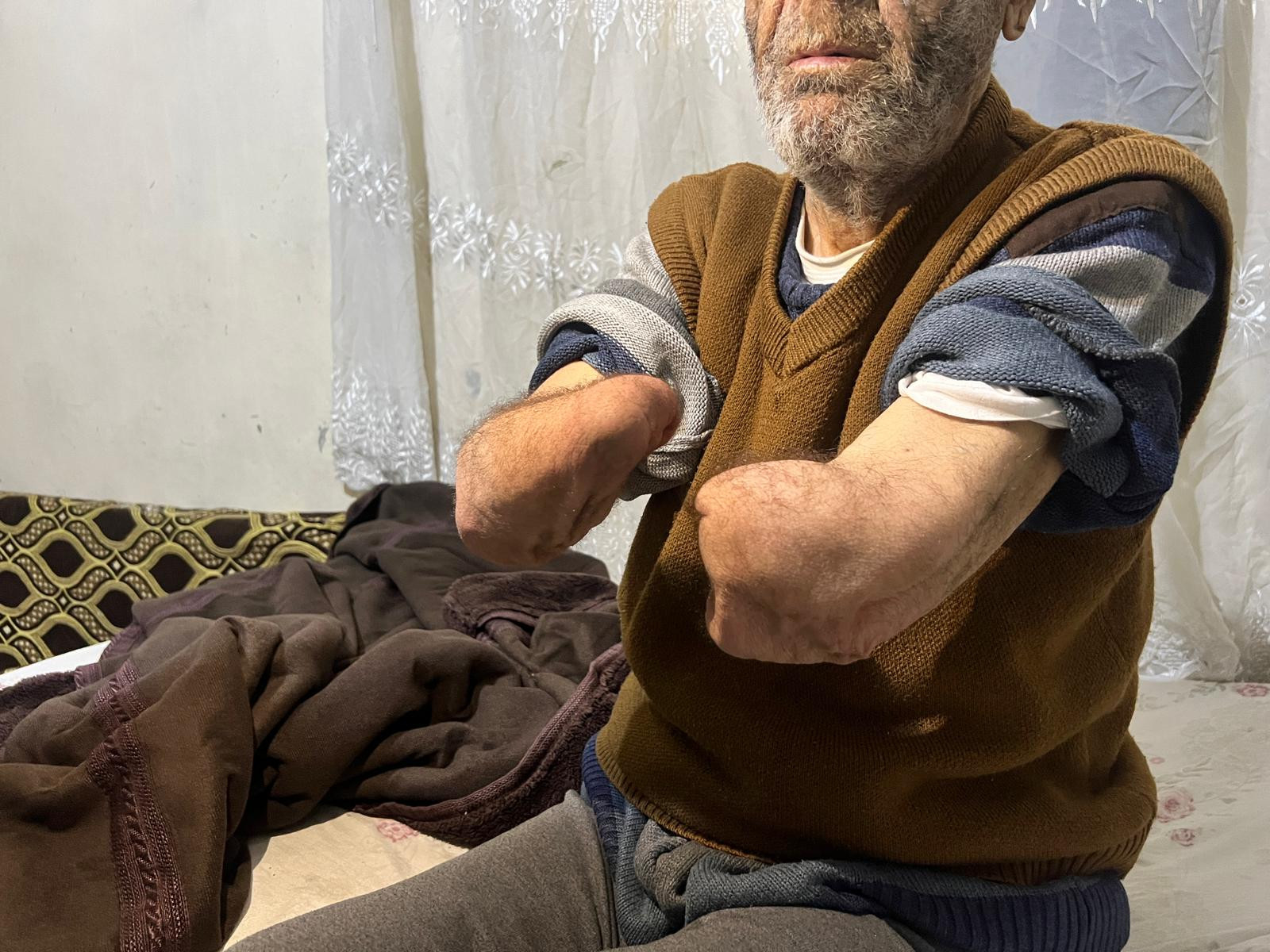 عائلة بلا سند