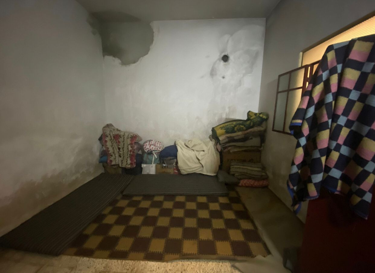 A widowed young woman and her children suffer poor living conditions