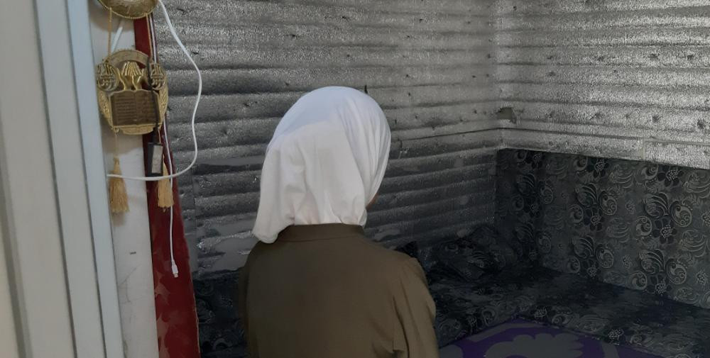 A refugee girl in Lebanon needs hearing aids