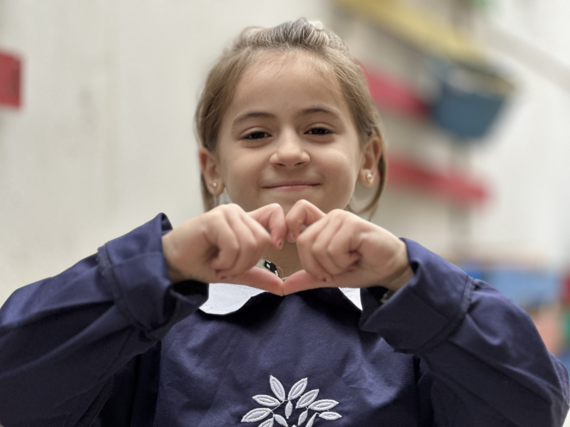 امنح فاطمة فرصة التعليم لتحقيق حلمها في إسعاد الأطفال