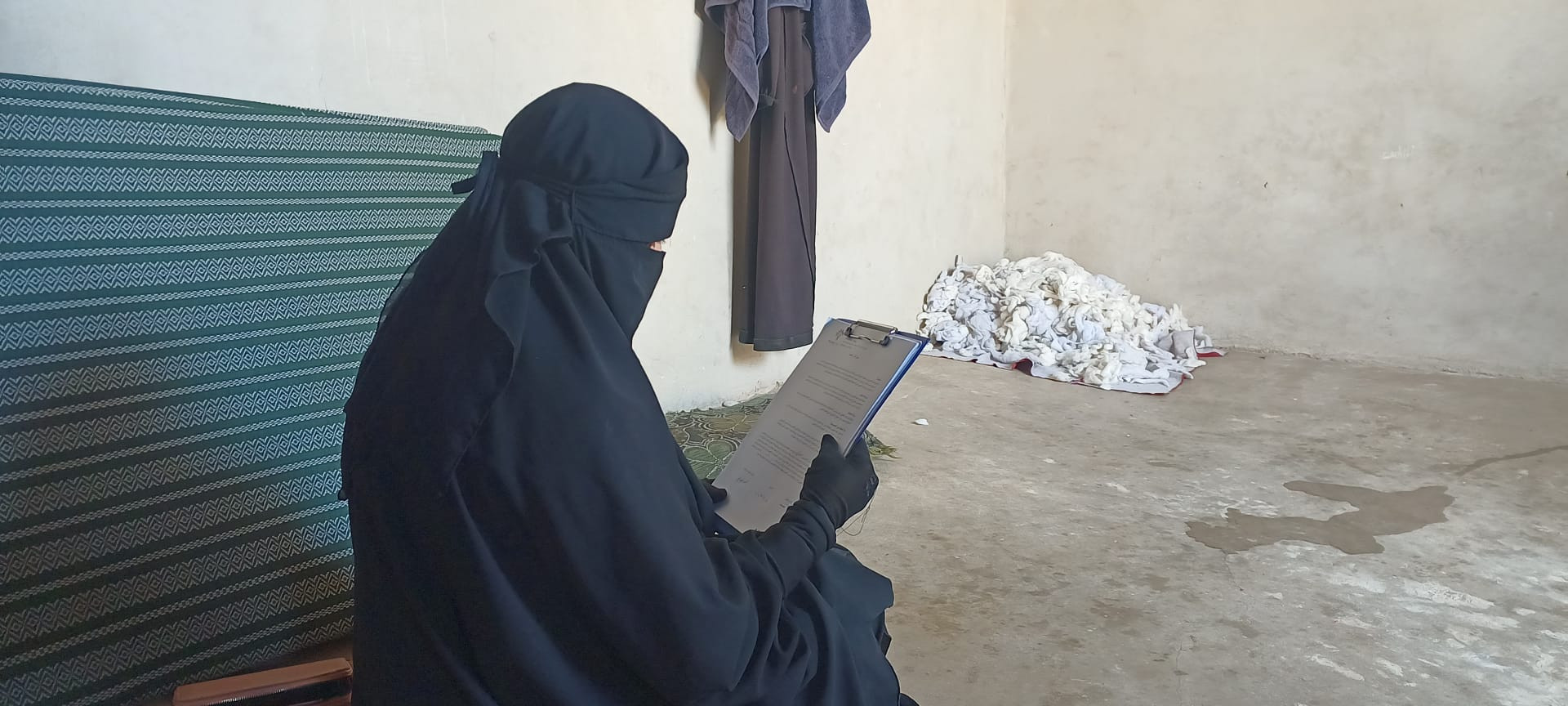 Jumanah is widow and needs your help for her children
