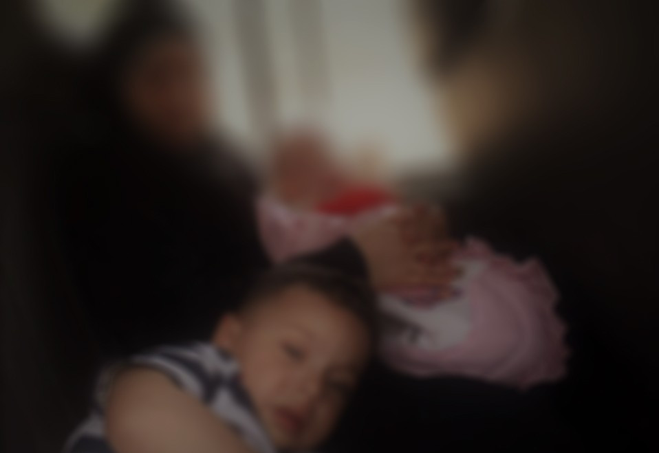 A young girl suffers of recurrent coma