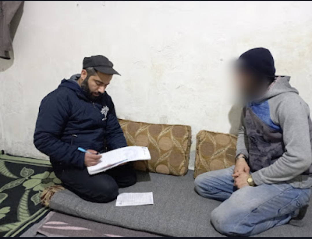 Mohammed, a young man, suffers from vasculitis and an eye injury.