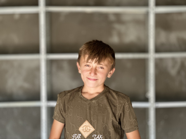 محمد، قصة صمود بين الحرب والعمل والتعليم