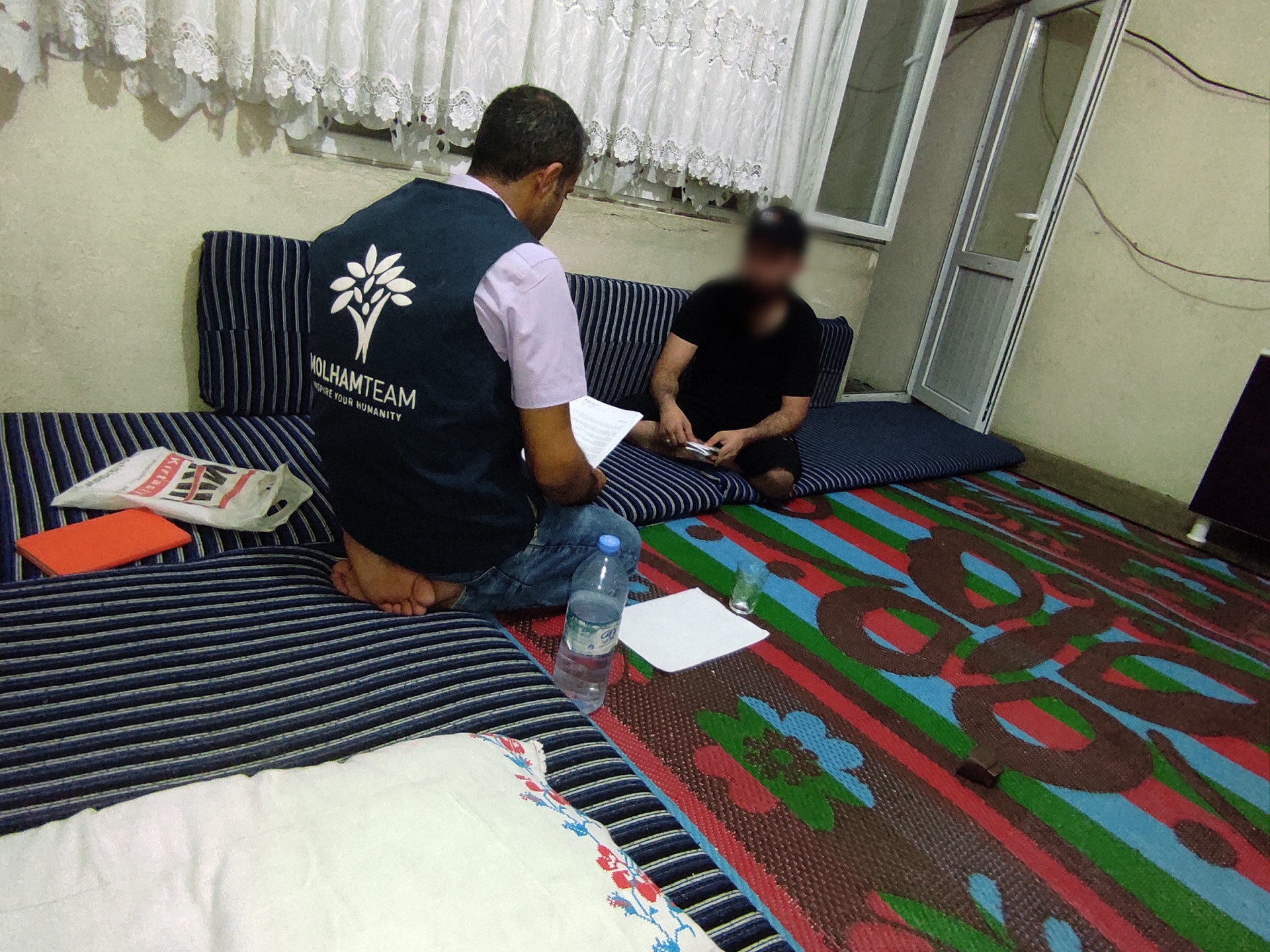 with amputated leg and no work, he cannot provide for his children!