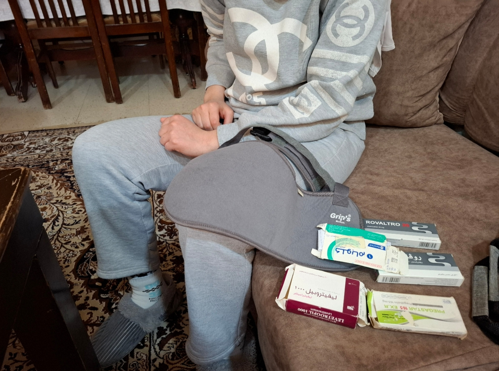 جراحةٌ عاجلة لإنقاذها