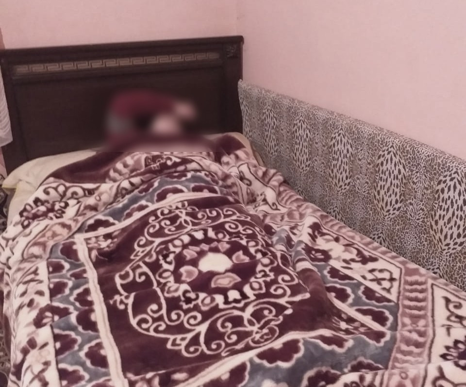 سيدة تعاني من فشل في الغدة