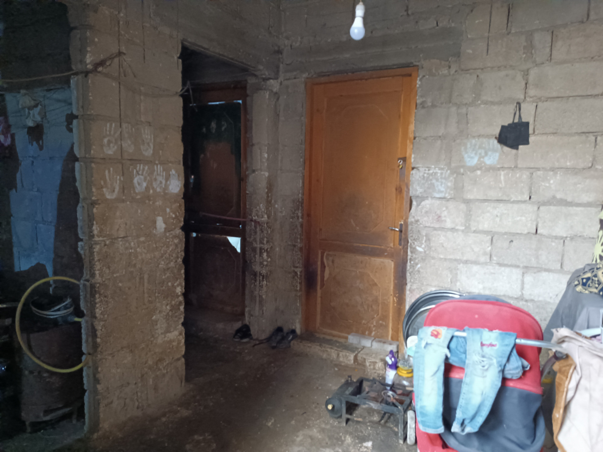 Tagreed and her family live in an uncovered house!