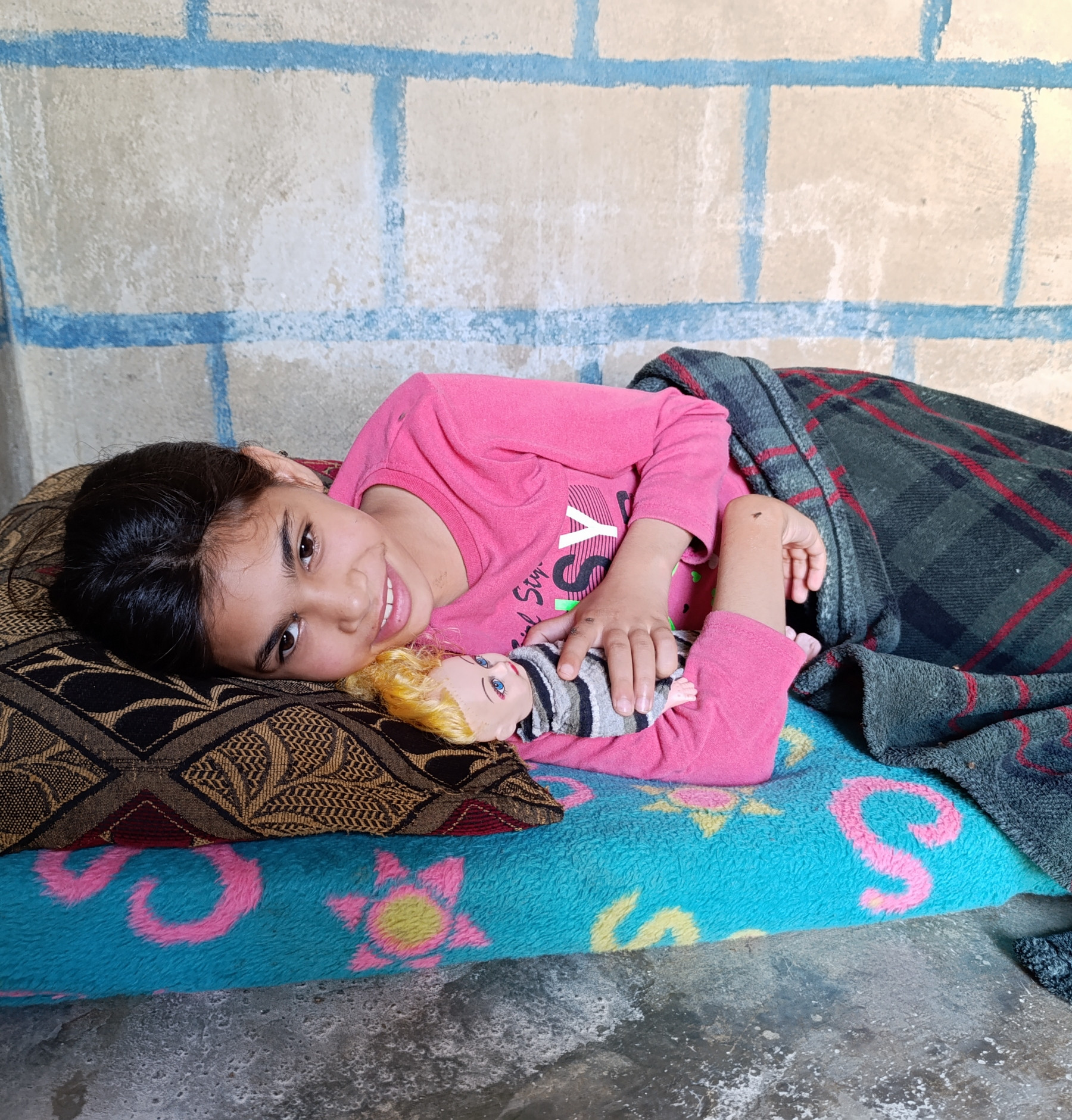 Anyone can imagine her suffering; Aisha suffers from numerous illnesses.