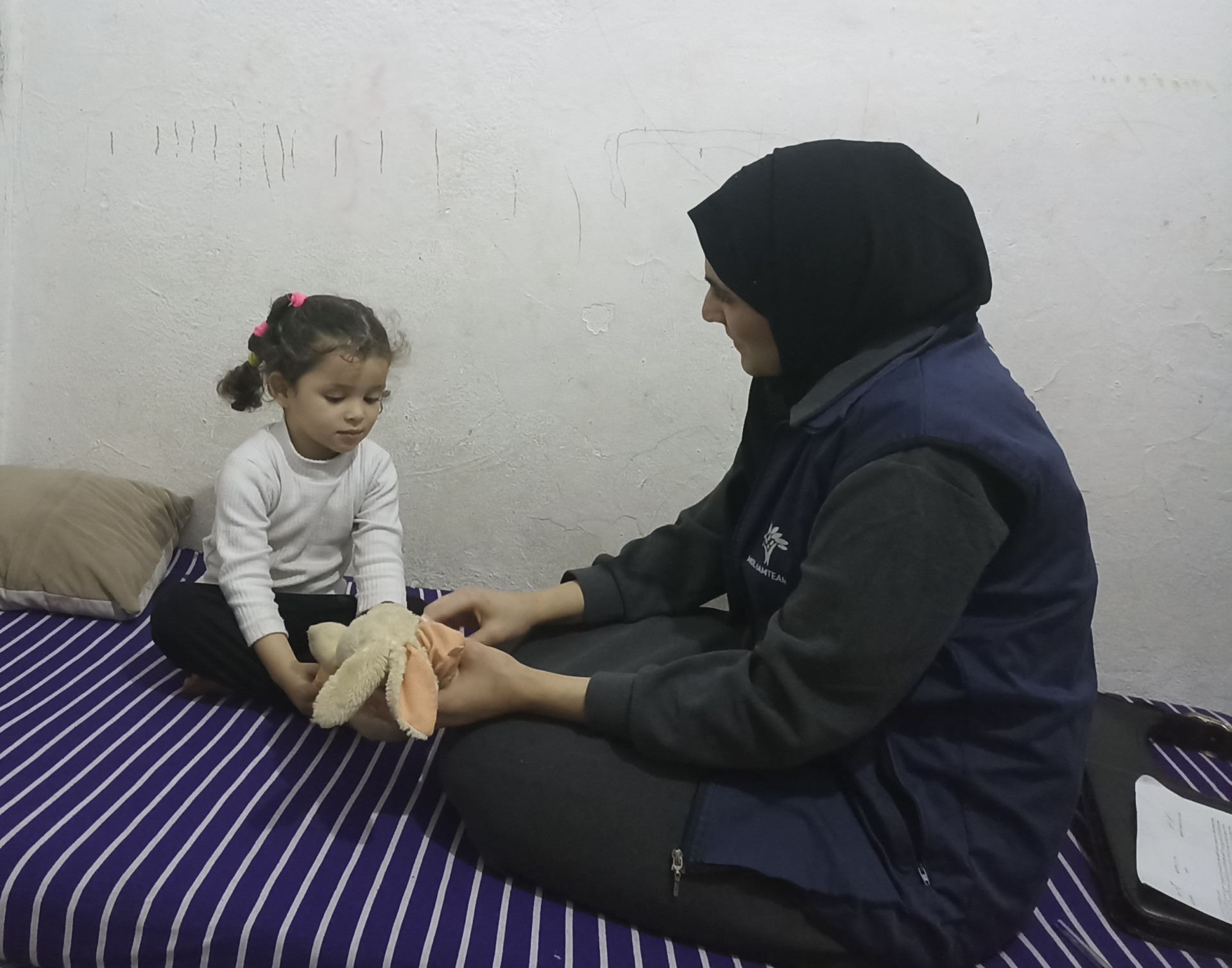 Little Aseel needs a stethoscope