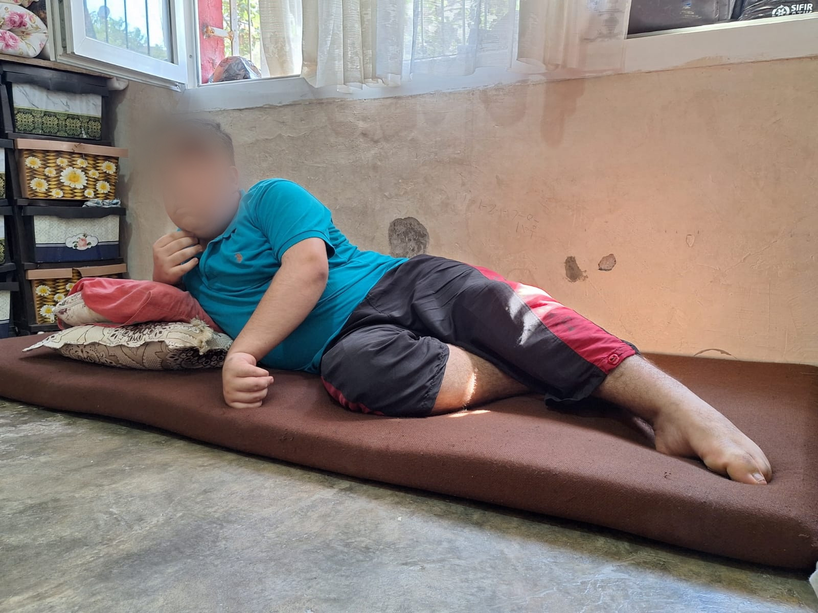 Let's give Mahmoud good news about securing the price of a wheelchair.