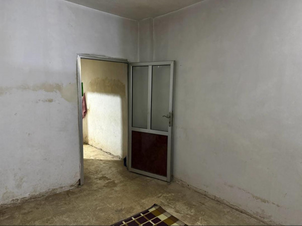 خمسة عشر عامًا من الألم والصبر