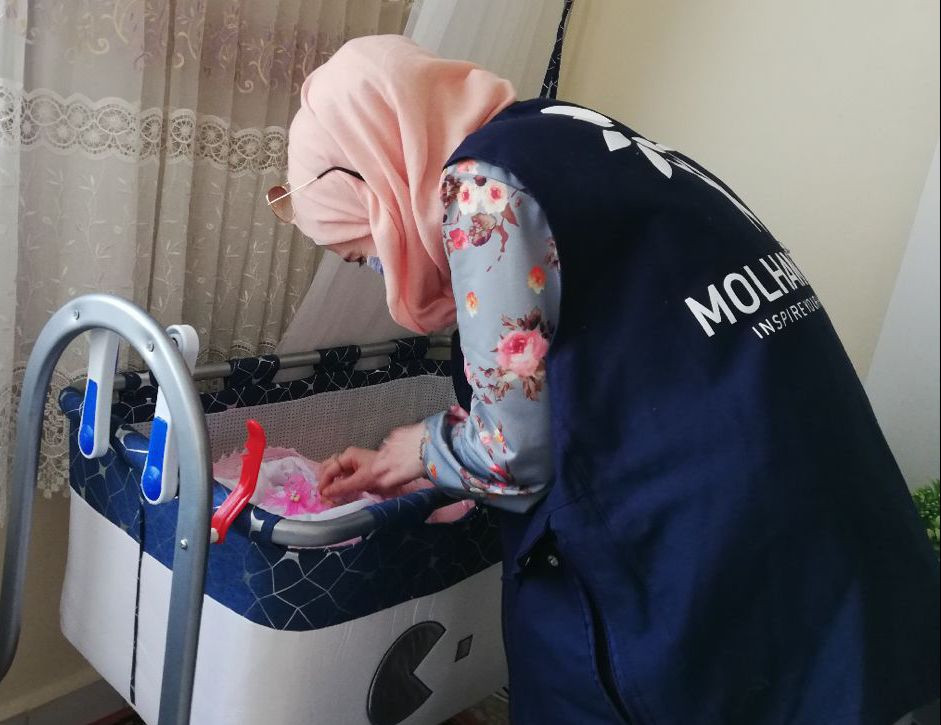Amina needs your help!