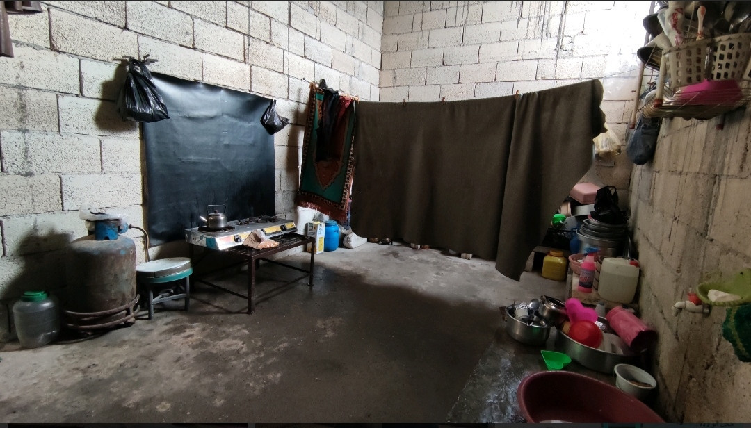 A kid lives with his mother in a poor house