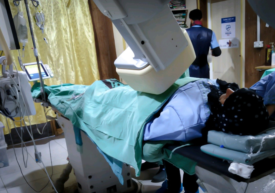 Nazha had a heart attack, needs catheterization