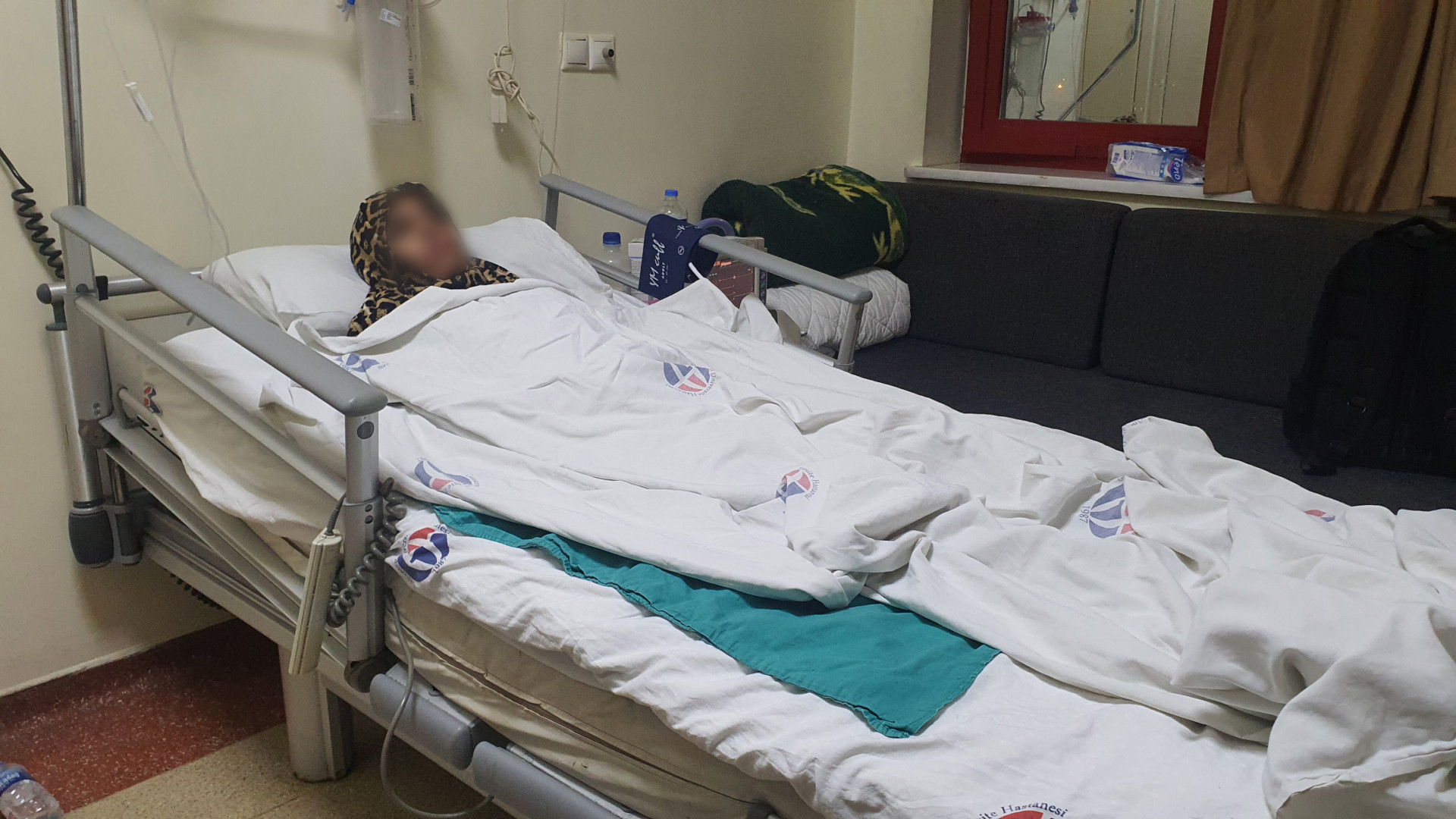 The earthquake leaves Bayan alone to struggle with her pain.