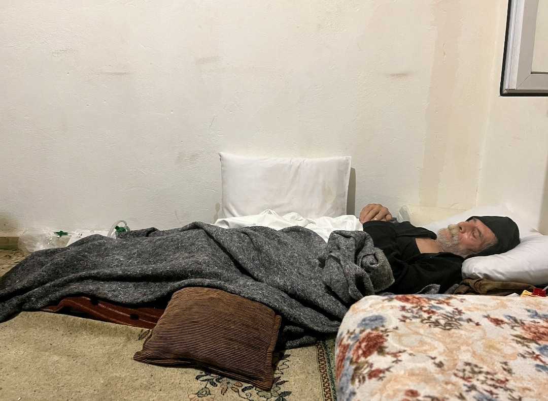 This family is in bad living conditions.