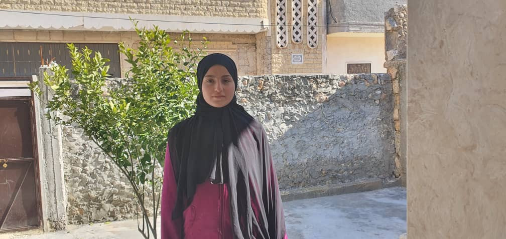 Farah une enfant orpheline de la campagne de Edleb