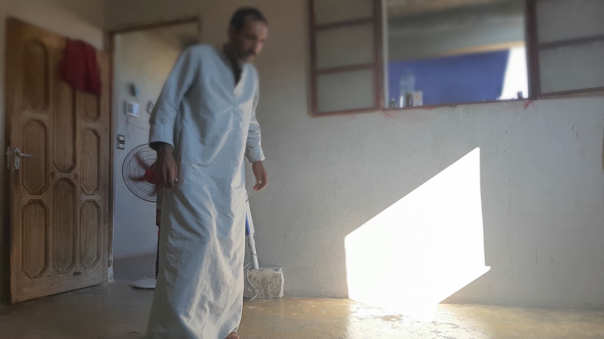 يعاني من تكلس في الفقرات بحاجة علاج بأسرع وقت