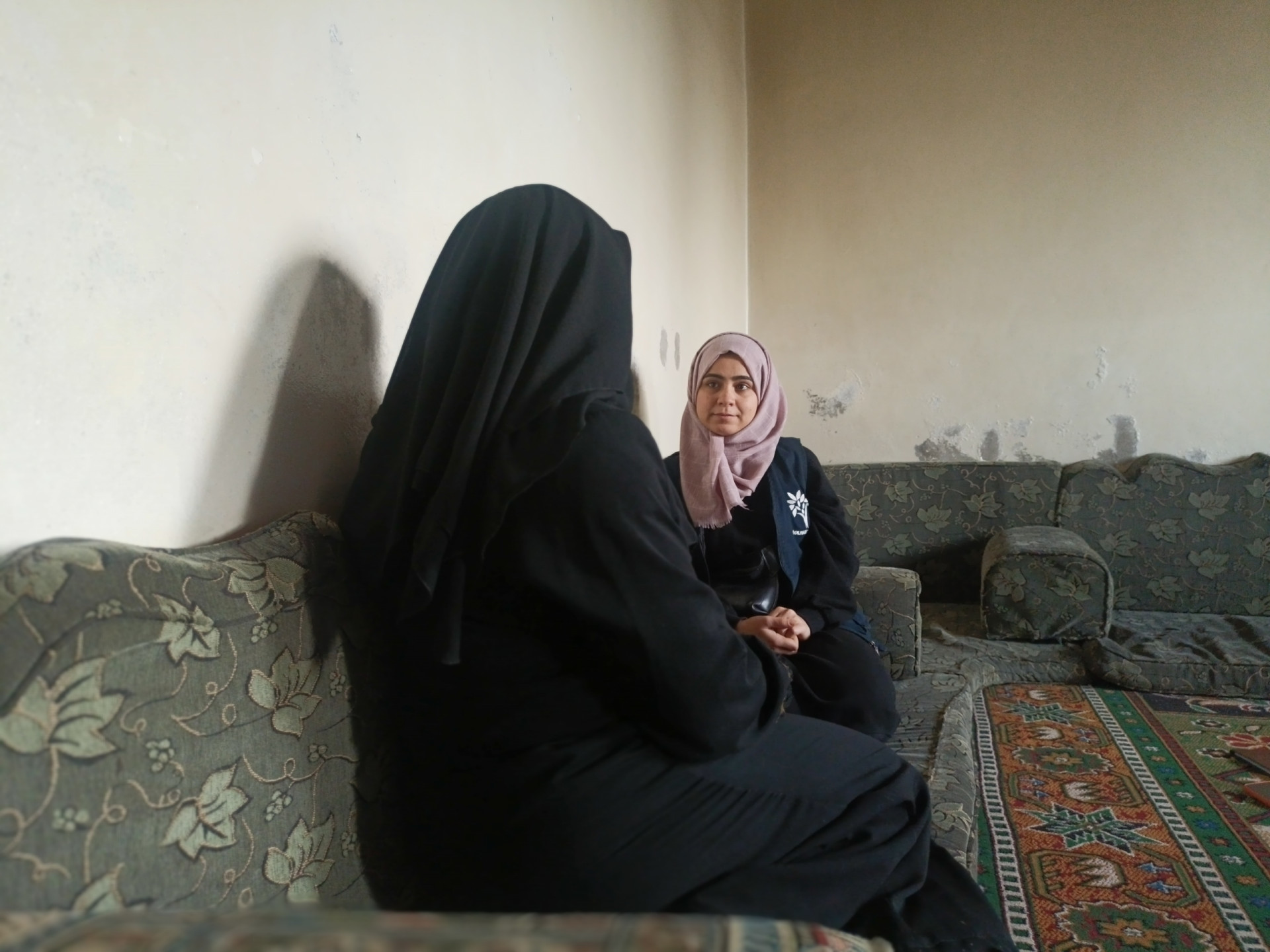Amna is facing difficulties in securing the costs of her chemotherapy