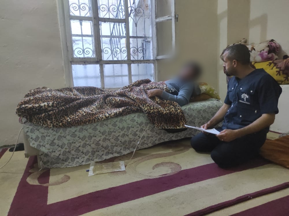 Mahmoud is paralyzed and needs your help