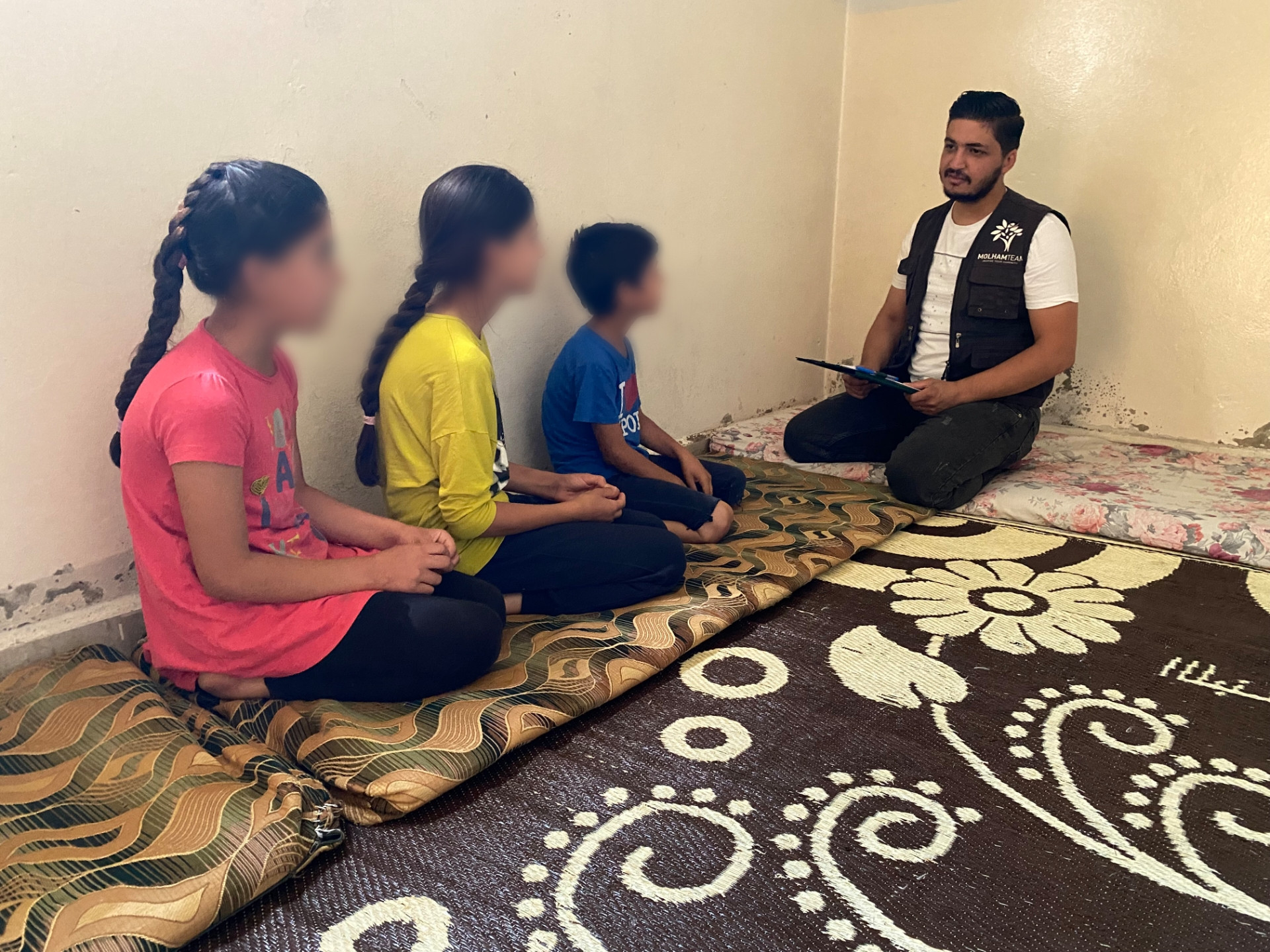 Fadia's daughter suffers from diabetes and need your support.