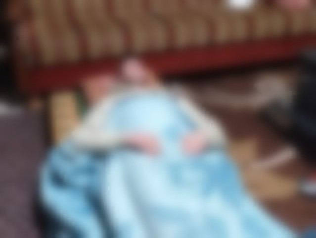 لاجئ بحاجة علاج مستعجل
