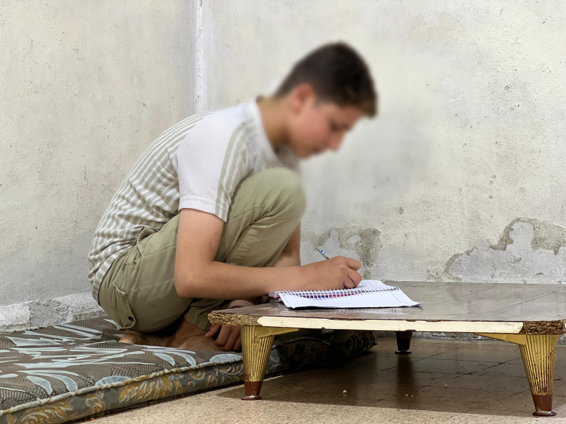 أحلام فواز يوقفها المرض