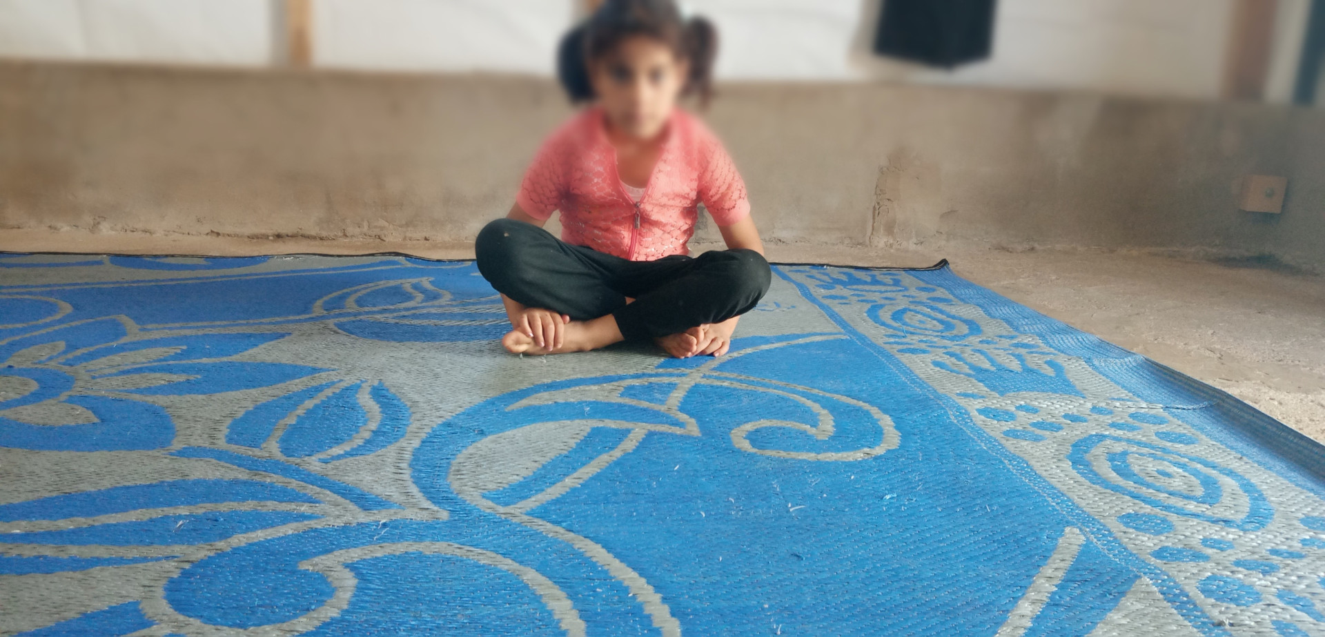 طفلة بحاجة إلى عملية بأسرع وقت