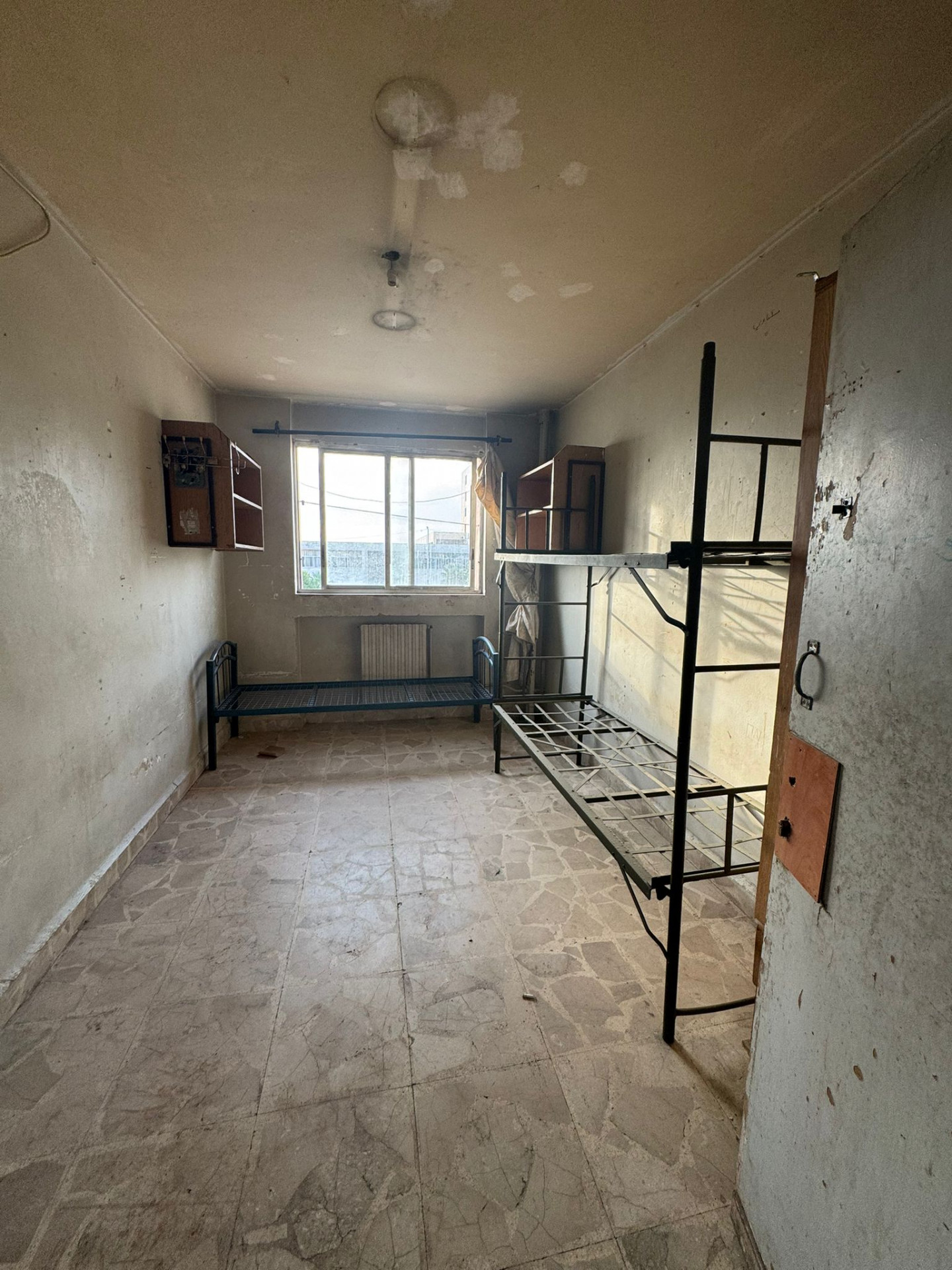 ترميم غرفة طالب جامعي - حلب