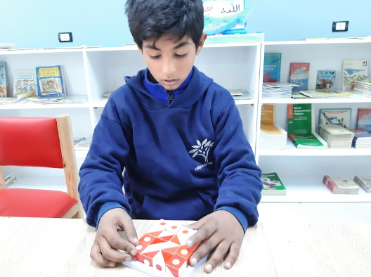 محمد طفل يتيم بحاجة لكفالة