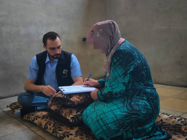 حرب أمٍ مع المرض أثقلت كاهلها