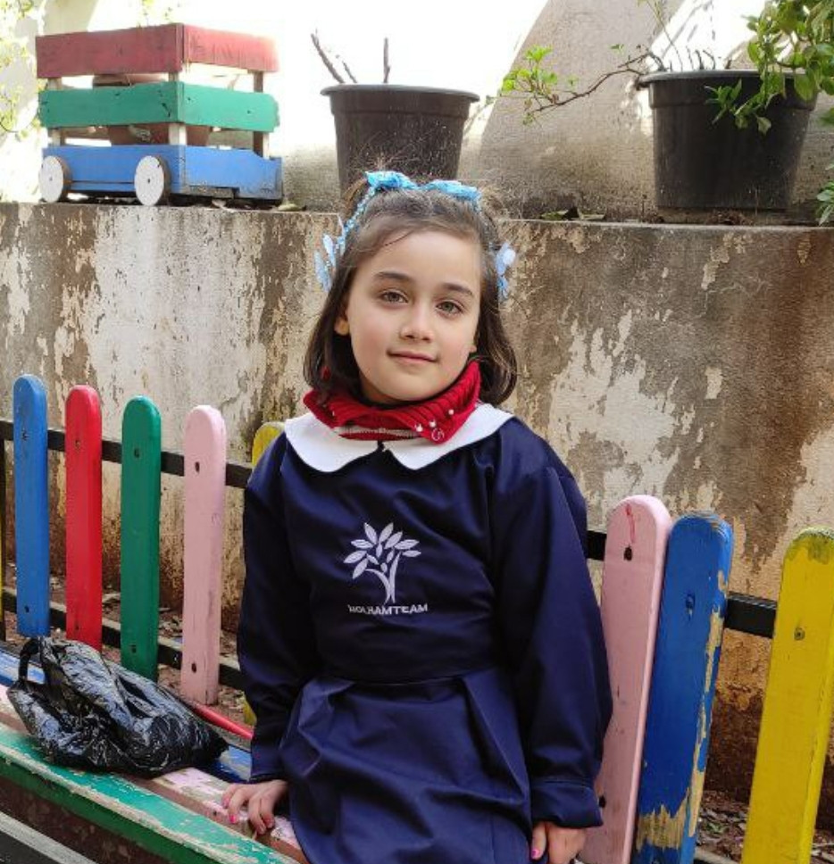 Amna is an orphan girl in need of educational sponsorship.