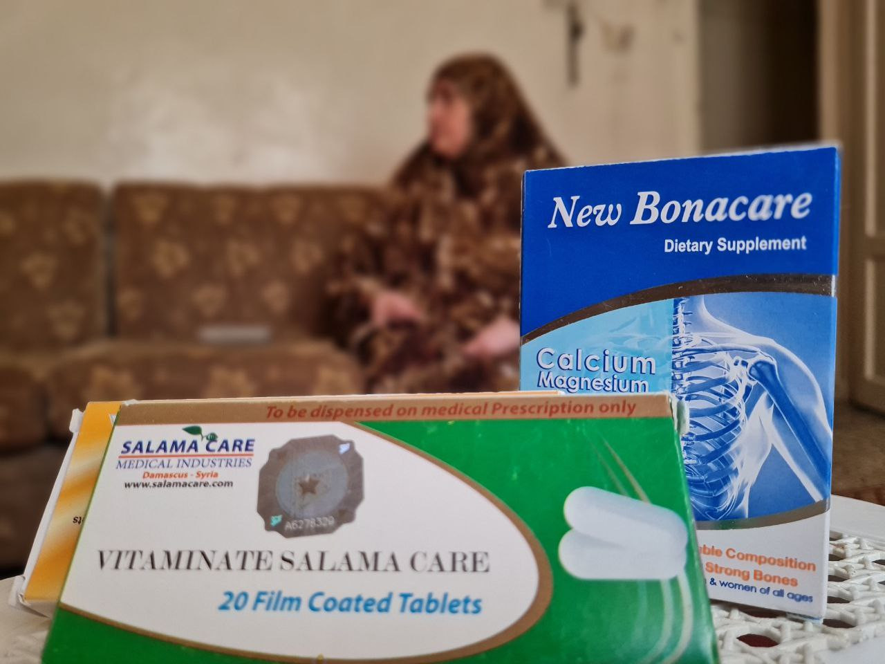 Halaa suffers from knee degeneration and needs urgent surgery