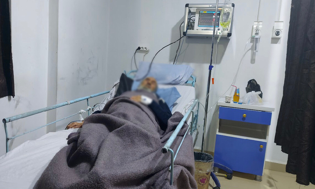 A father of three is in dire need of treatment costs