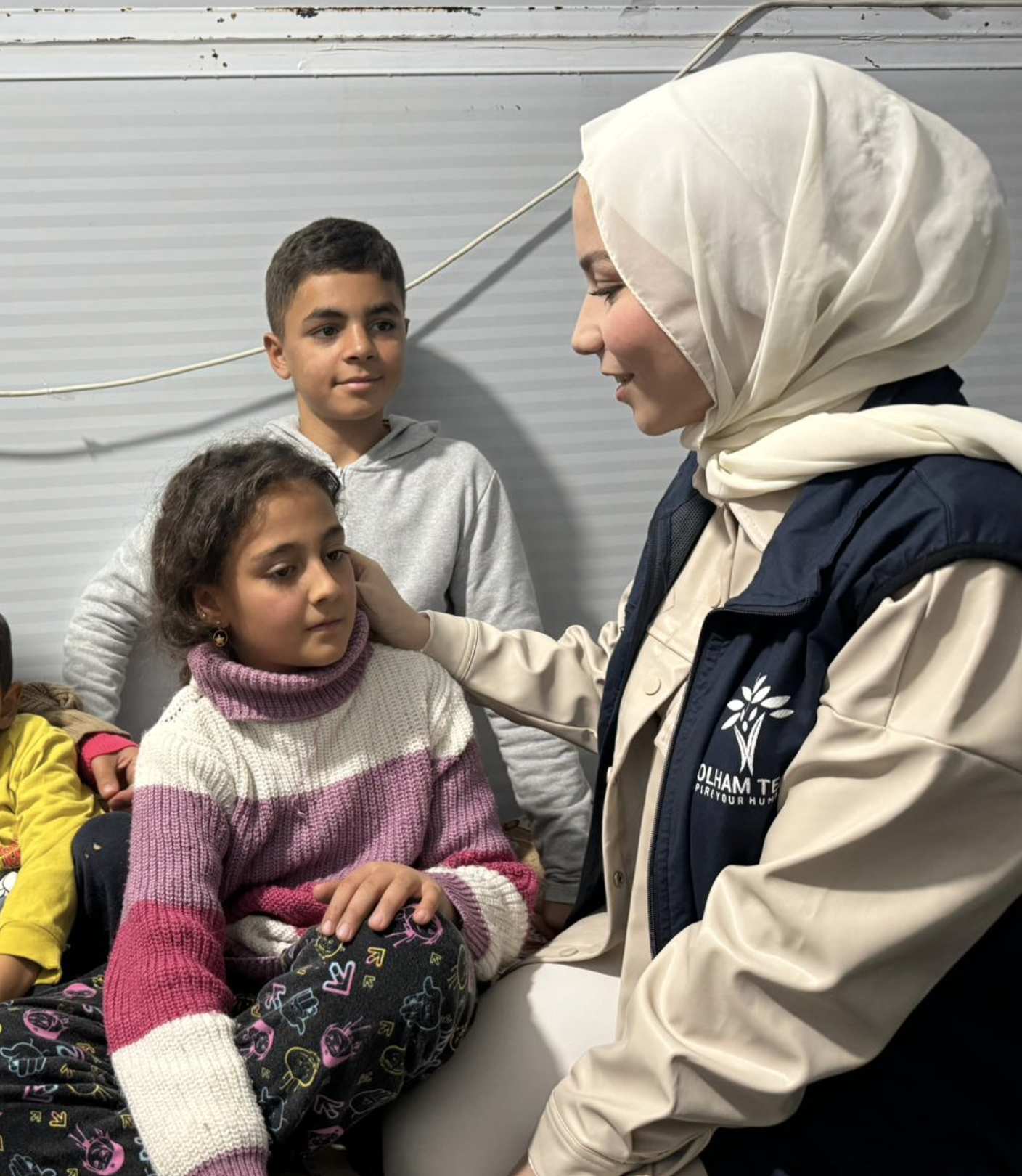 Dalia and her children are going through a lot after the earthquake