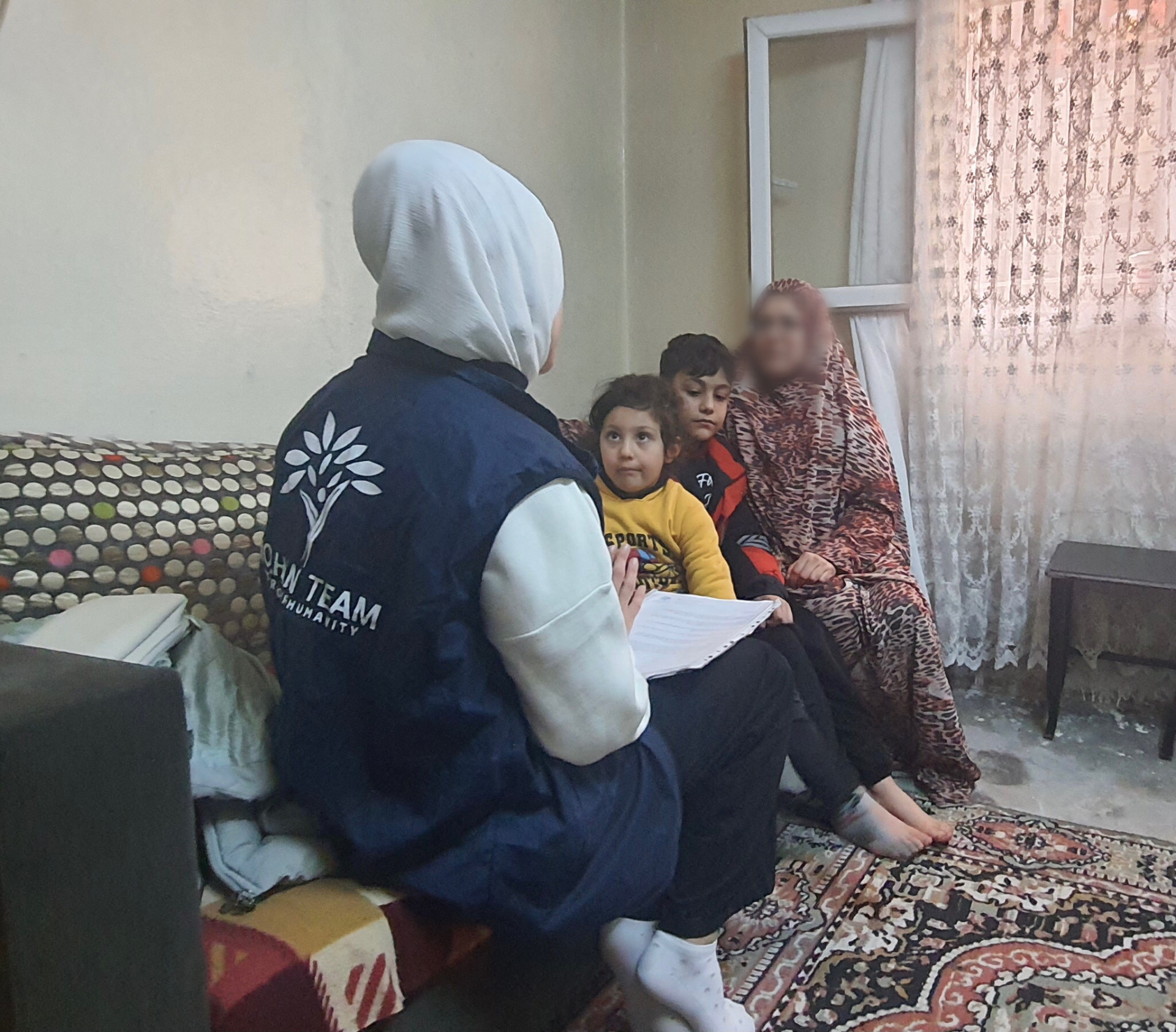 The child Ali is the sole breadwinner of his family