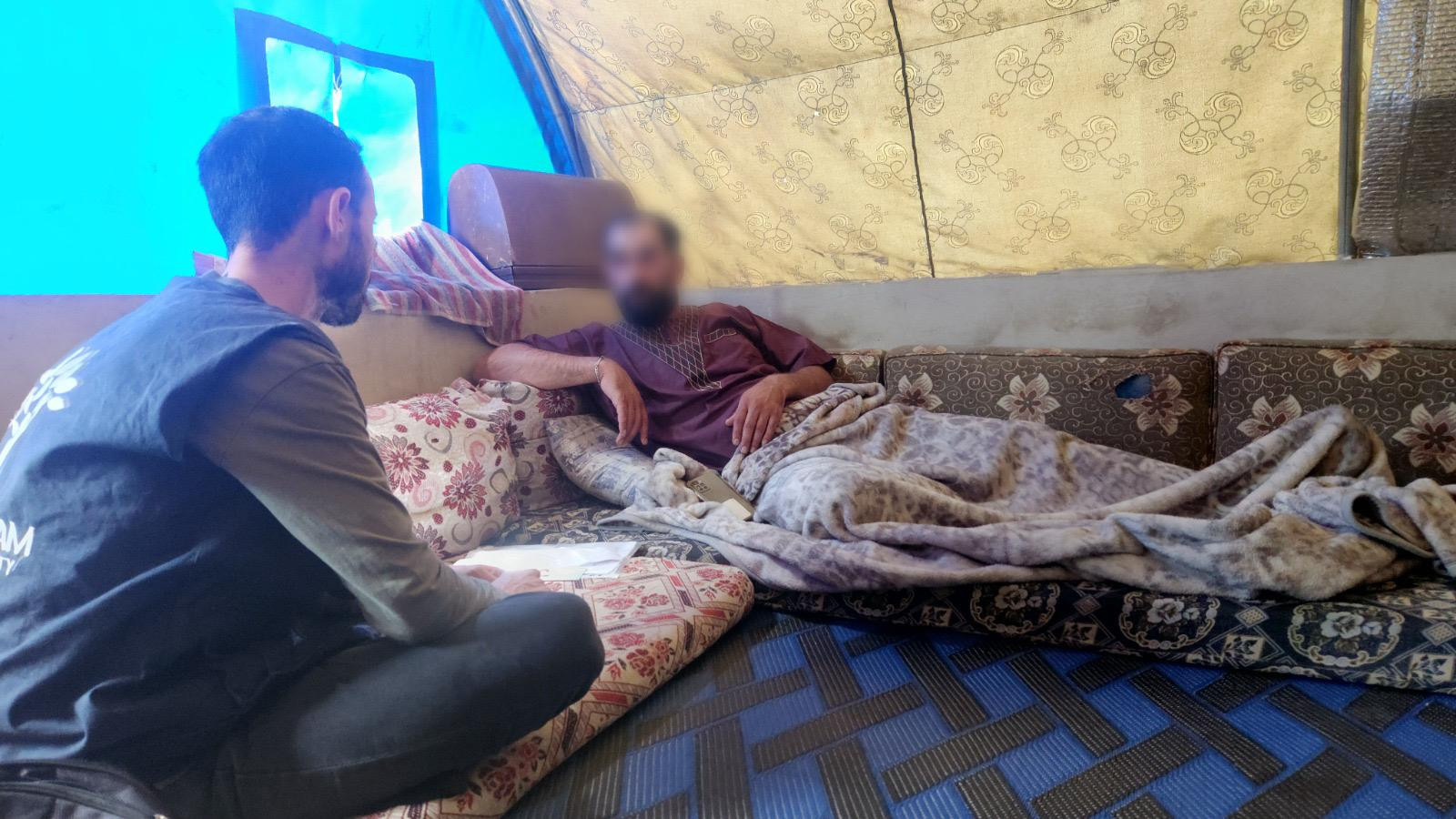 Walid suffers from cancer and needs medication.