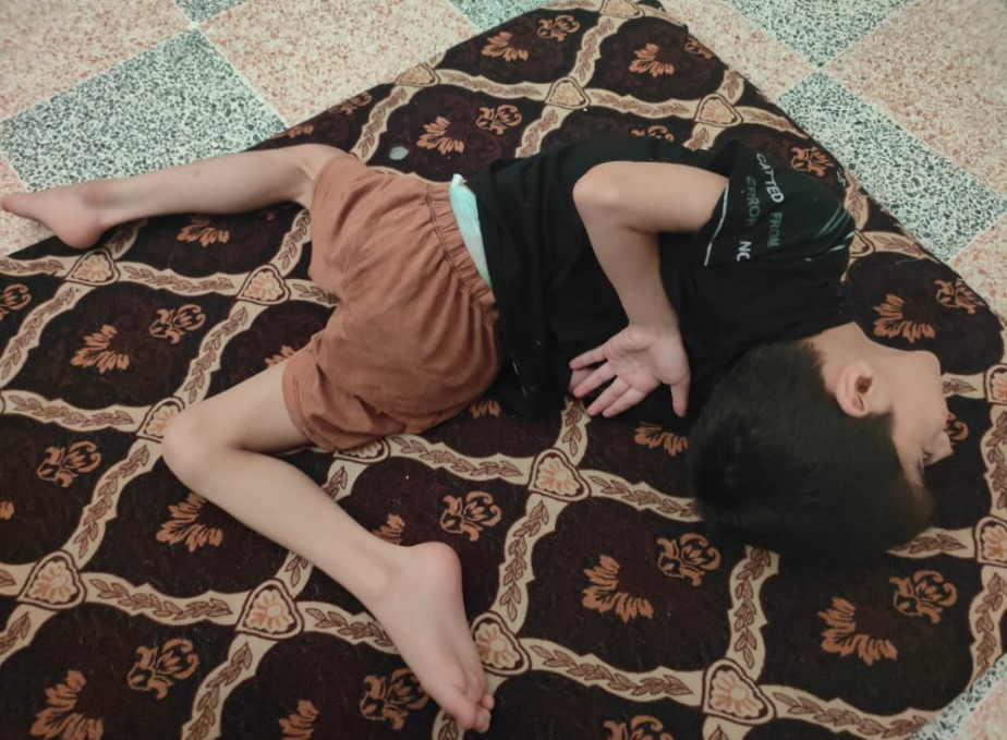 أبٌ يحمل همَّ تسعة أرواح