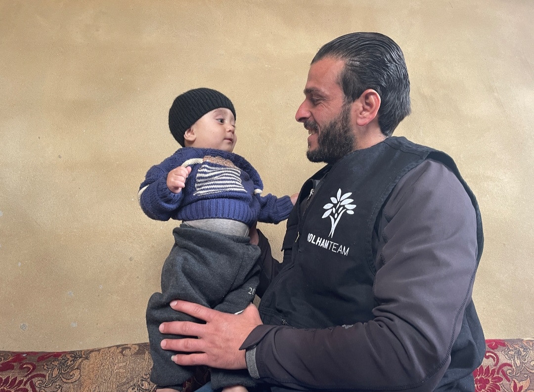 Hamza is in a lot of pain; could you help him?