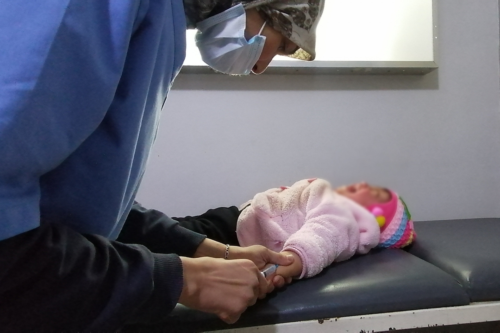 Isra'a suffers from hip dislocation!