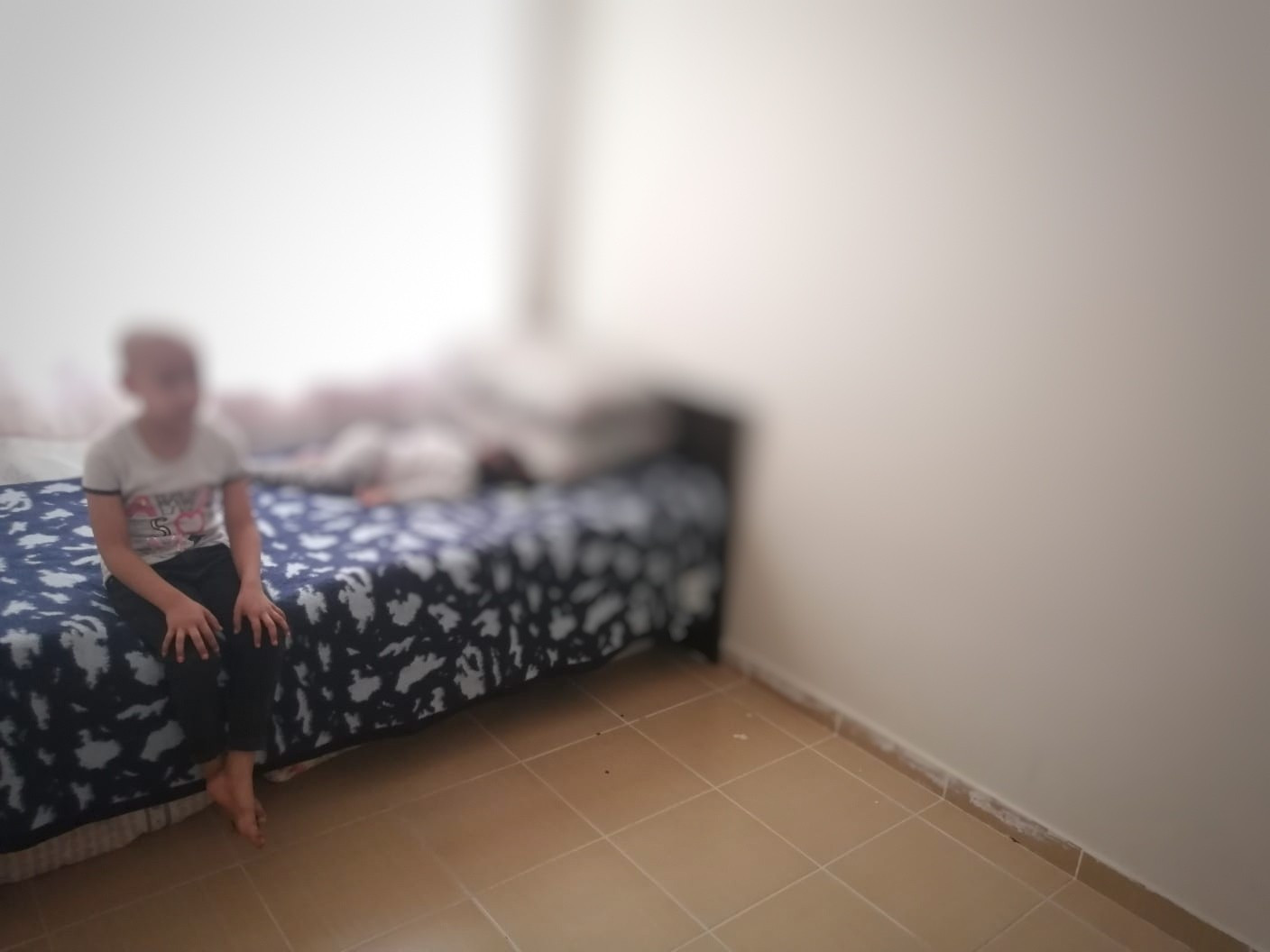 عائلة الطفلة إسلام بحاجة للمساعدة بتأمين مبلغ مالي وإكمال علاج ابنتهم