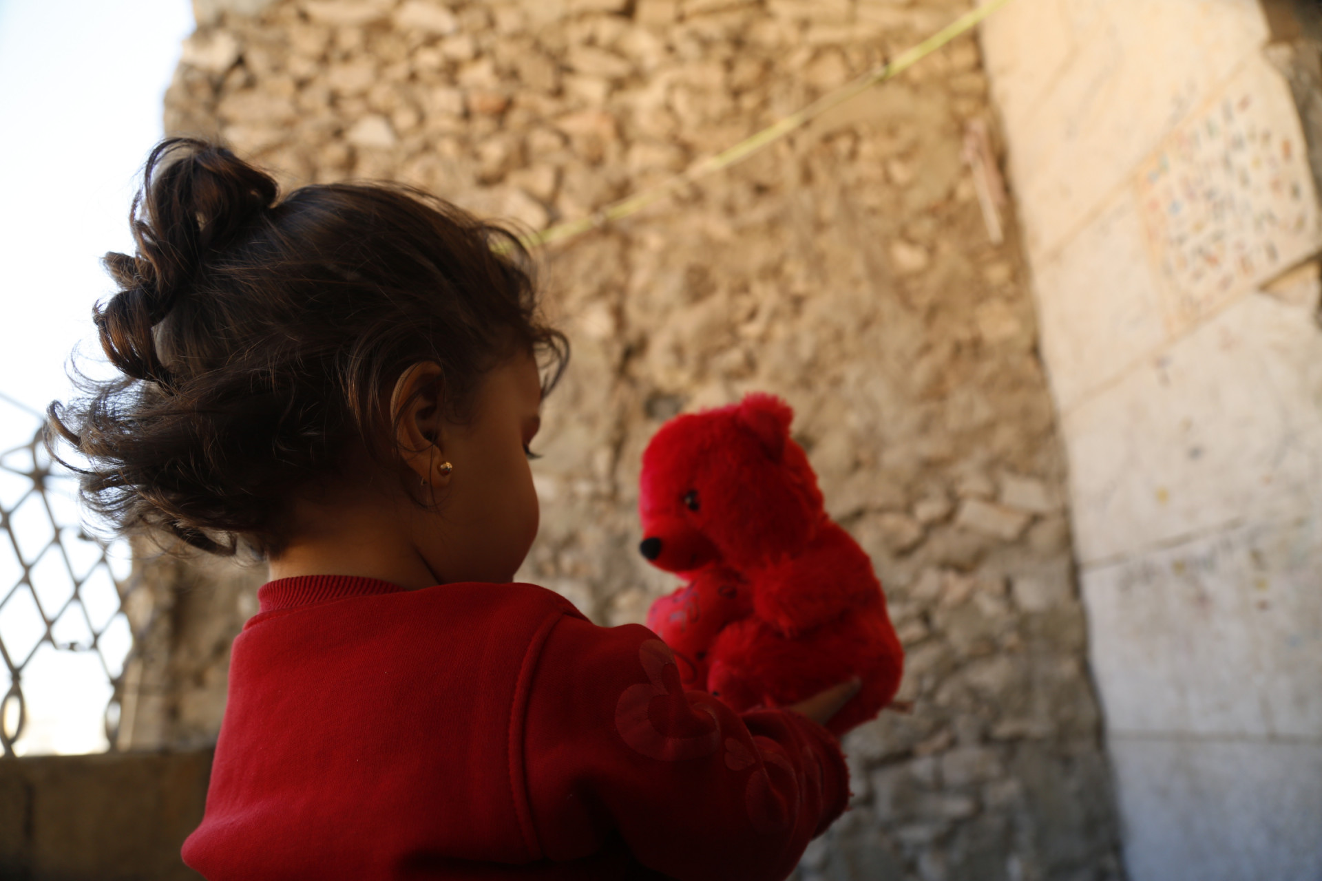 Sidra Elmontaha une orpheline de la ville de Homs