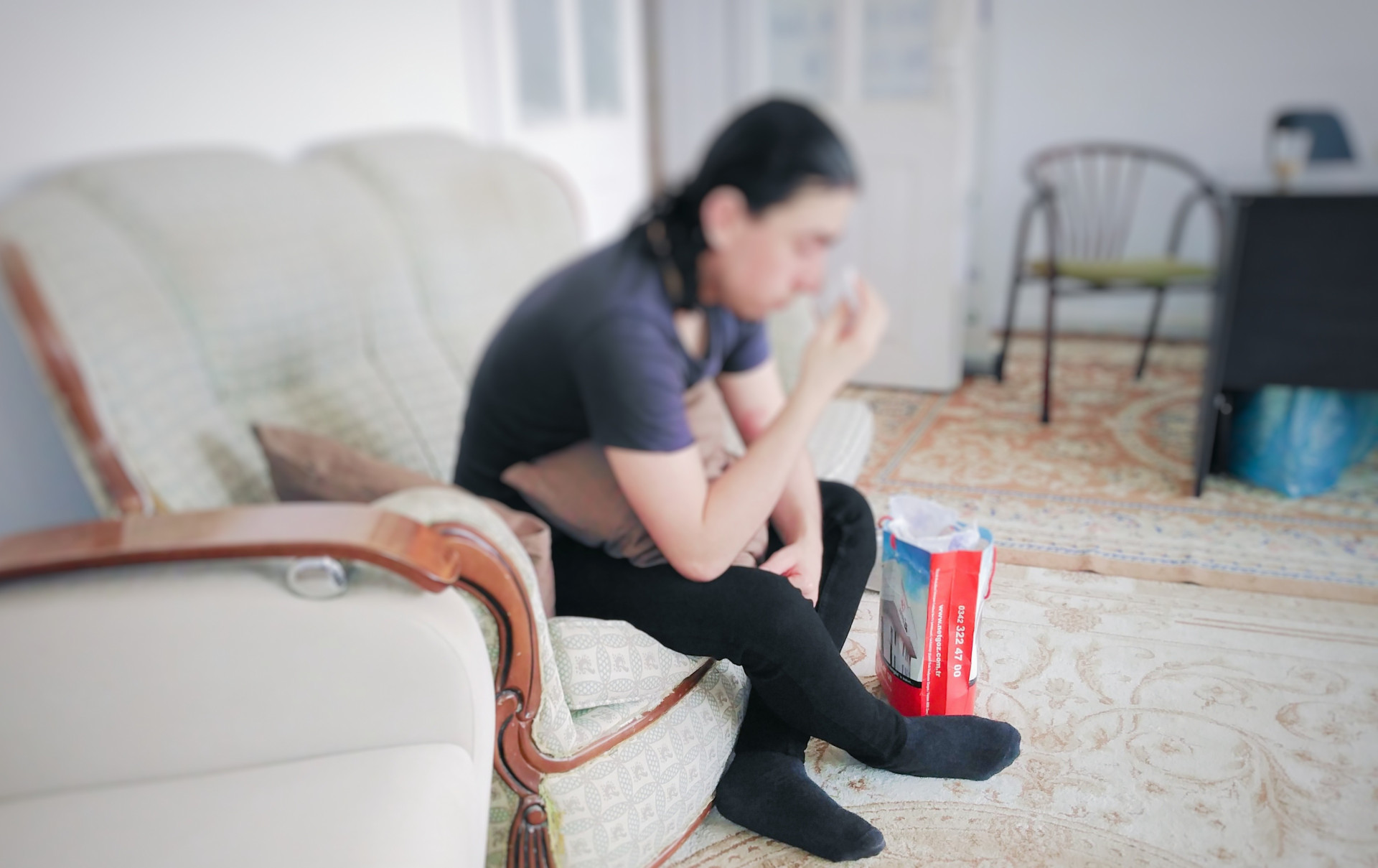 شاب مهدد بفقد النظر بعينه الثانية!