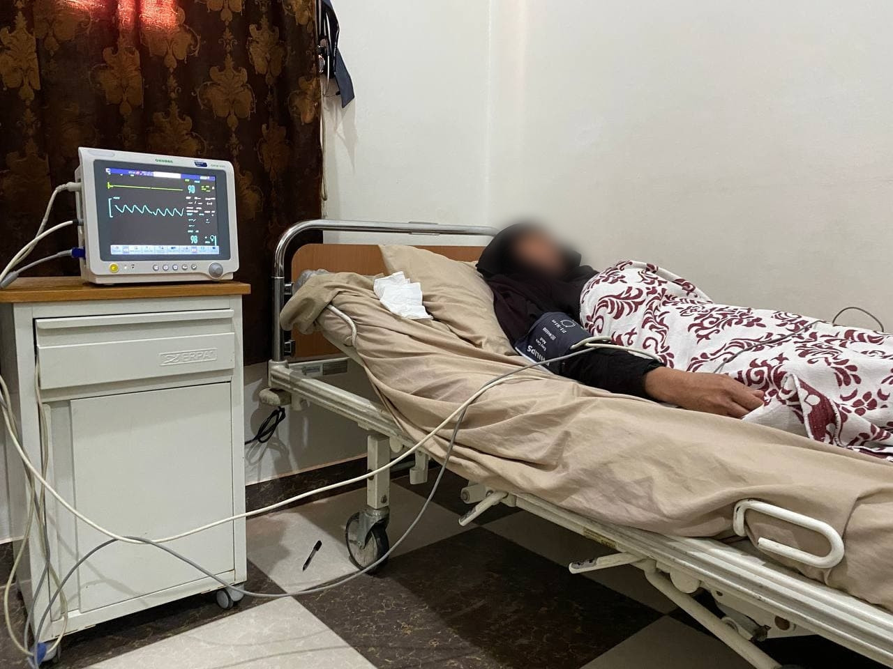 السيدة فاطمة بحاجة لعملية قثطرة