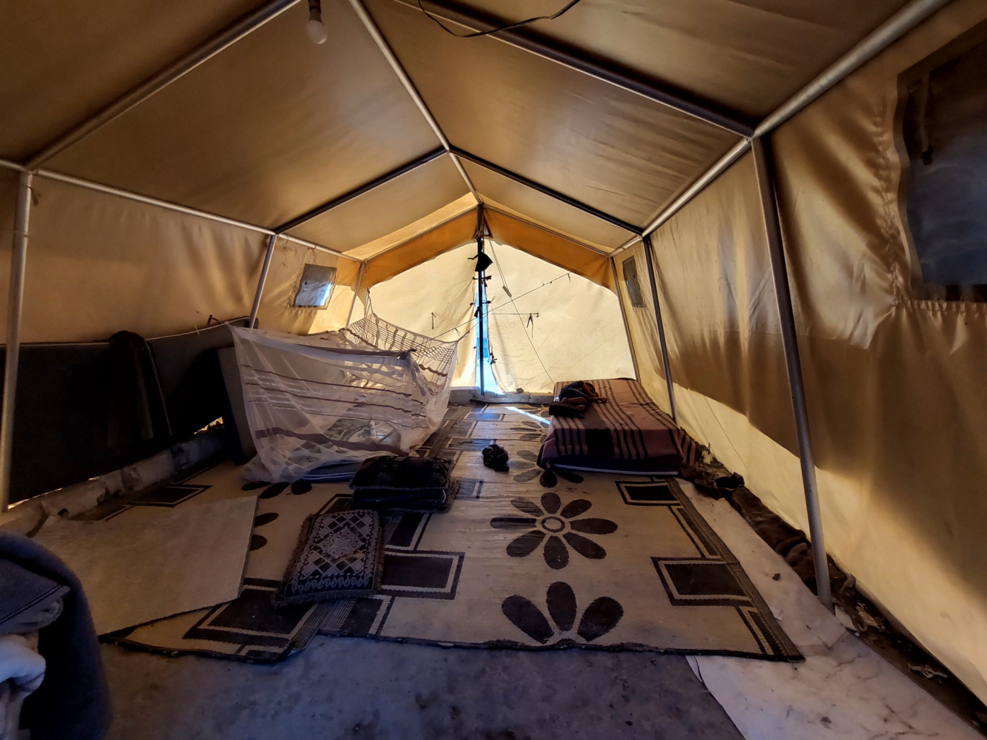 Mohammed's family are suffering from hunger, scarcity. They need your help!