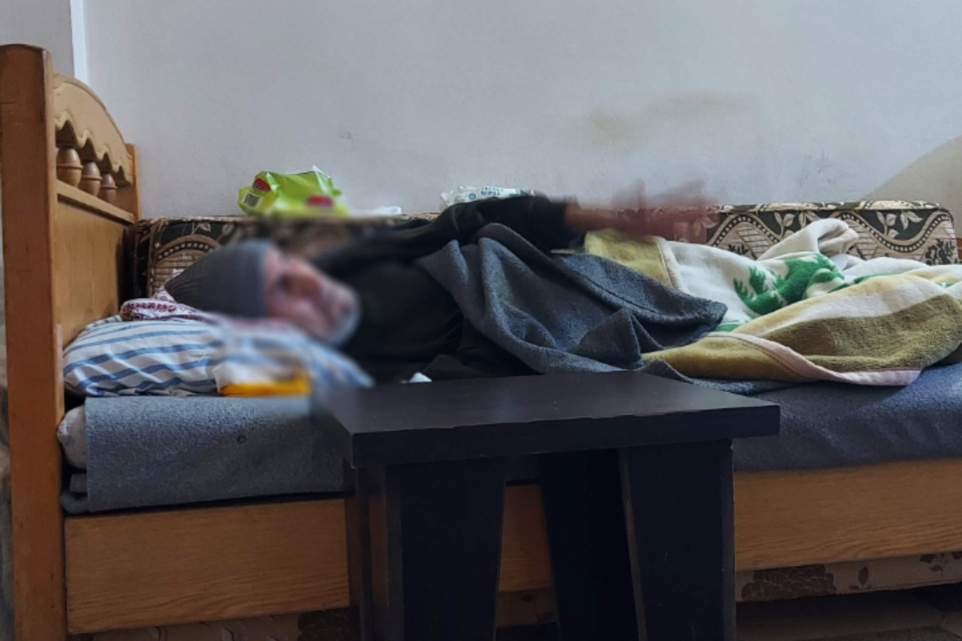 Children in a miserable condition seek your help