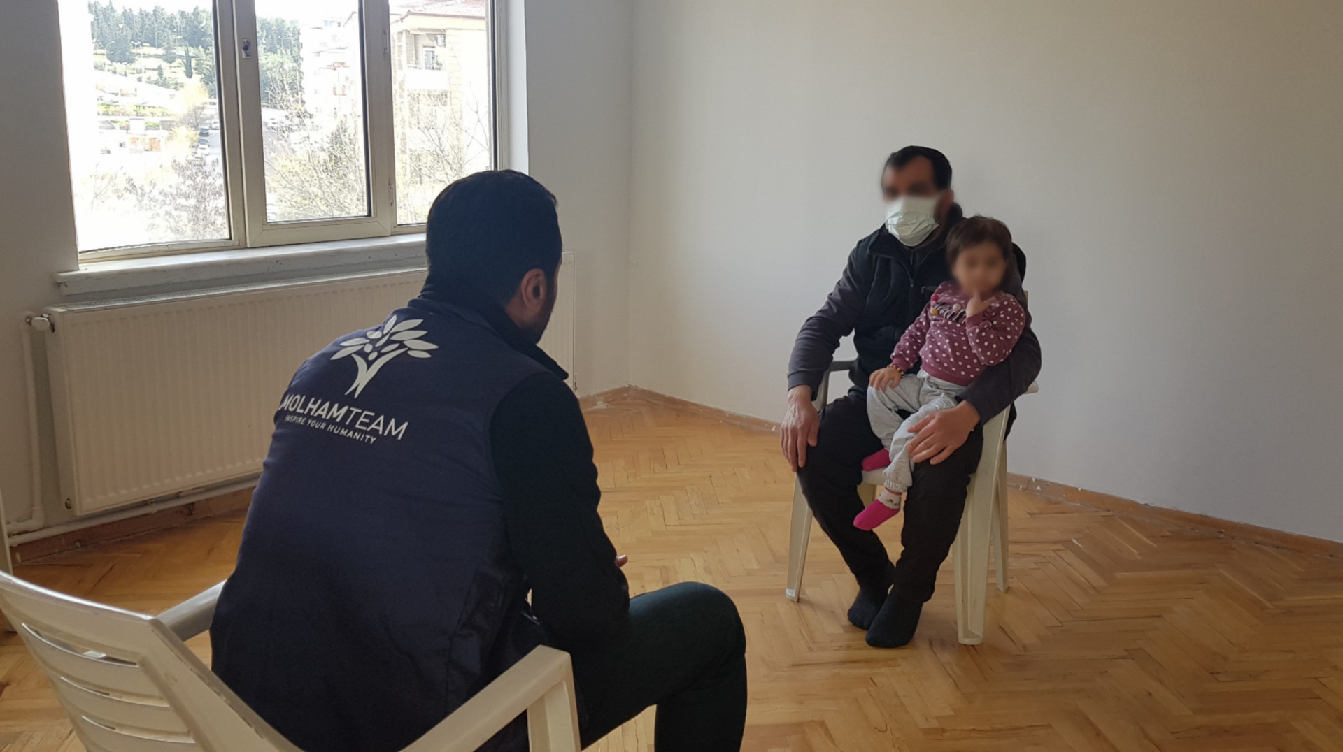 He is lost between seeking treatment for his daughter suffering cancer and covering the needs of the rest of his children
