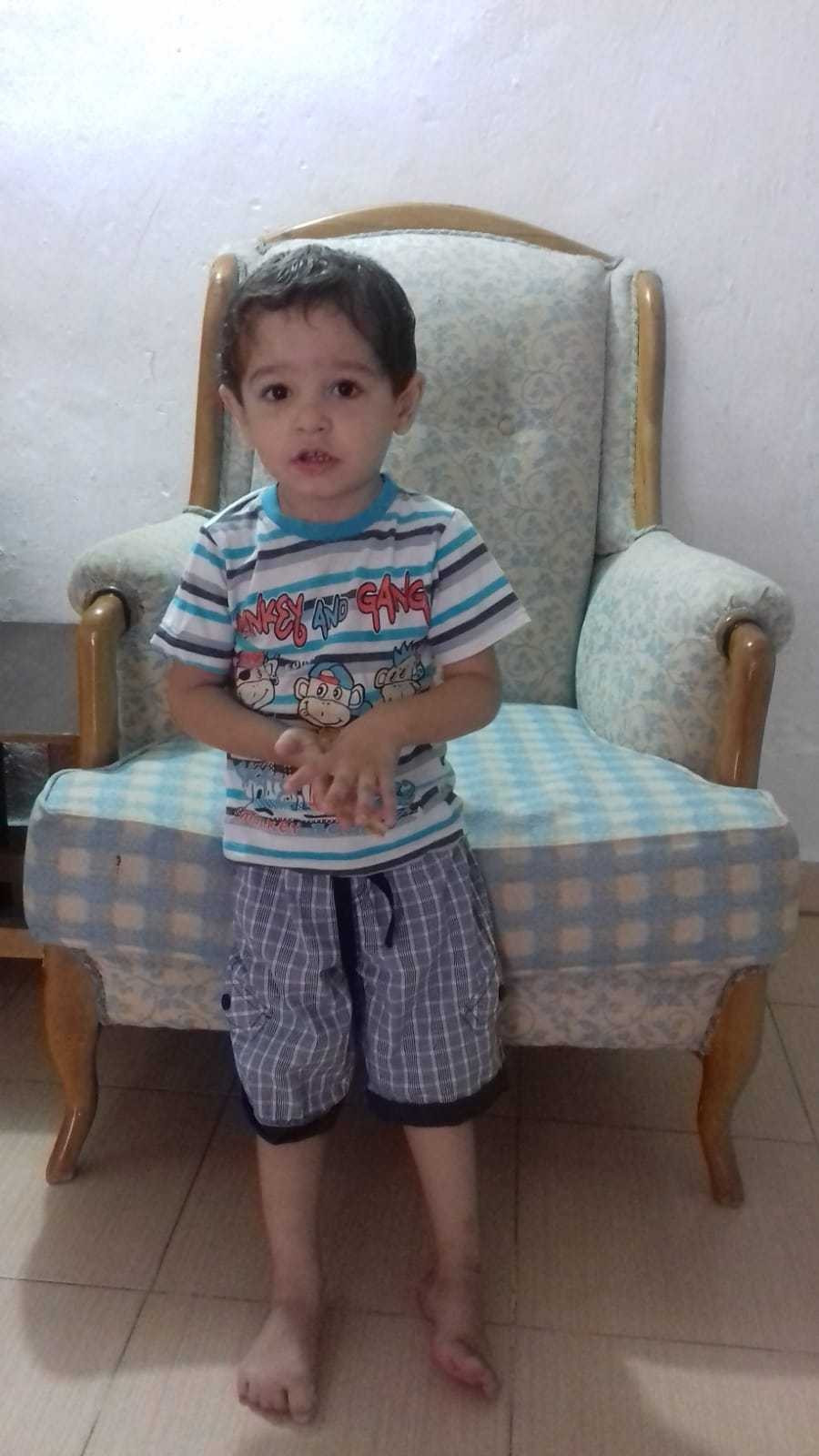A child needs medical shoes