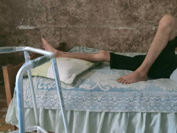 Between Damp Walls and Mounting Debts, a Family Cries for Help